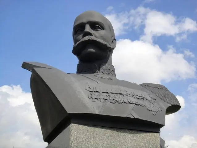 Подарок Генерального консула Российской Федерации в г. Шэньян (КНР) музею-заповеднику «Кузнецкая крепость»